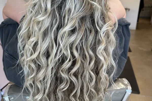 Willow-Street-Beauty-Lounge-Salon_3425